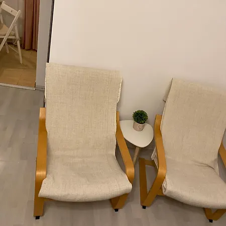 Garsoniera 430 *